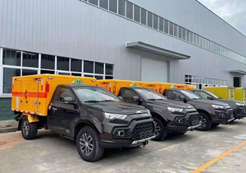 兴和爆破器材运输车-保障安全与效率的关键